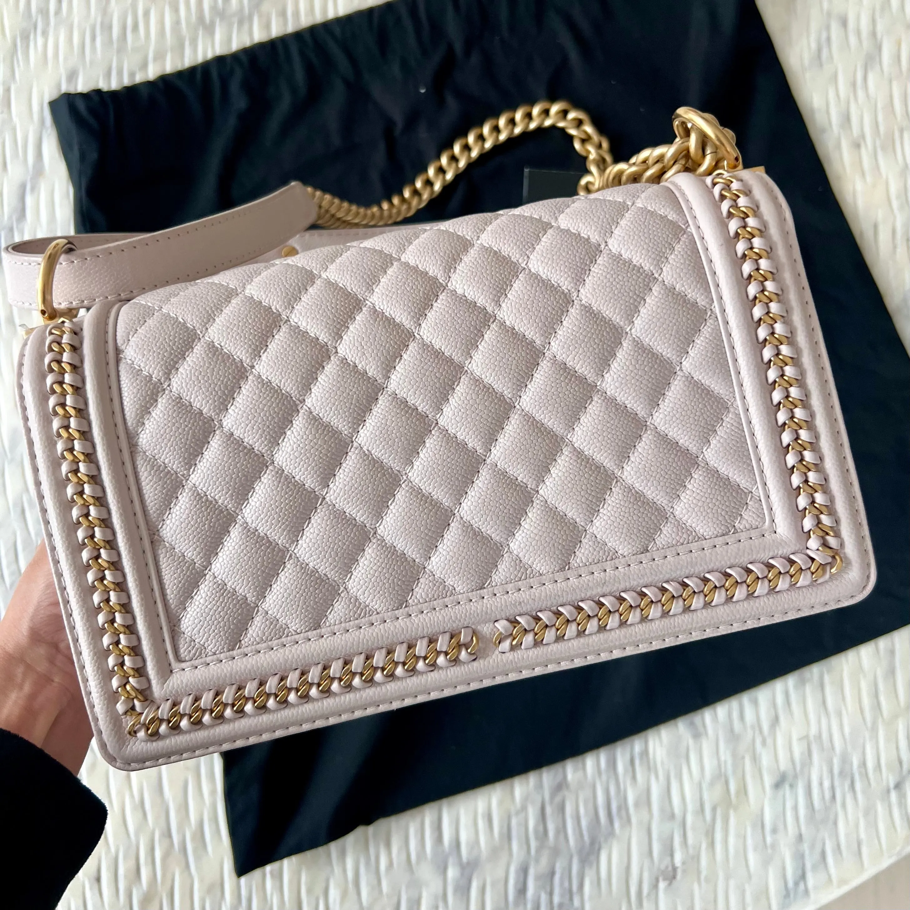 CHANEL Caviar Quilted Chain Around Medium Boy Flap Light purple