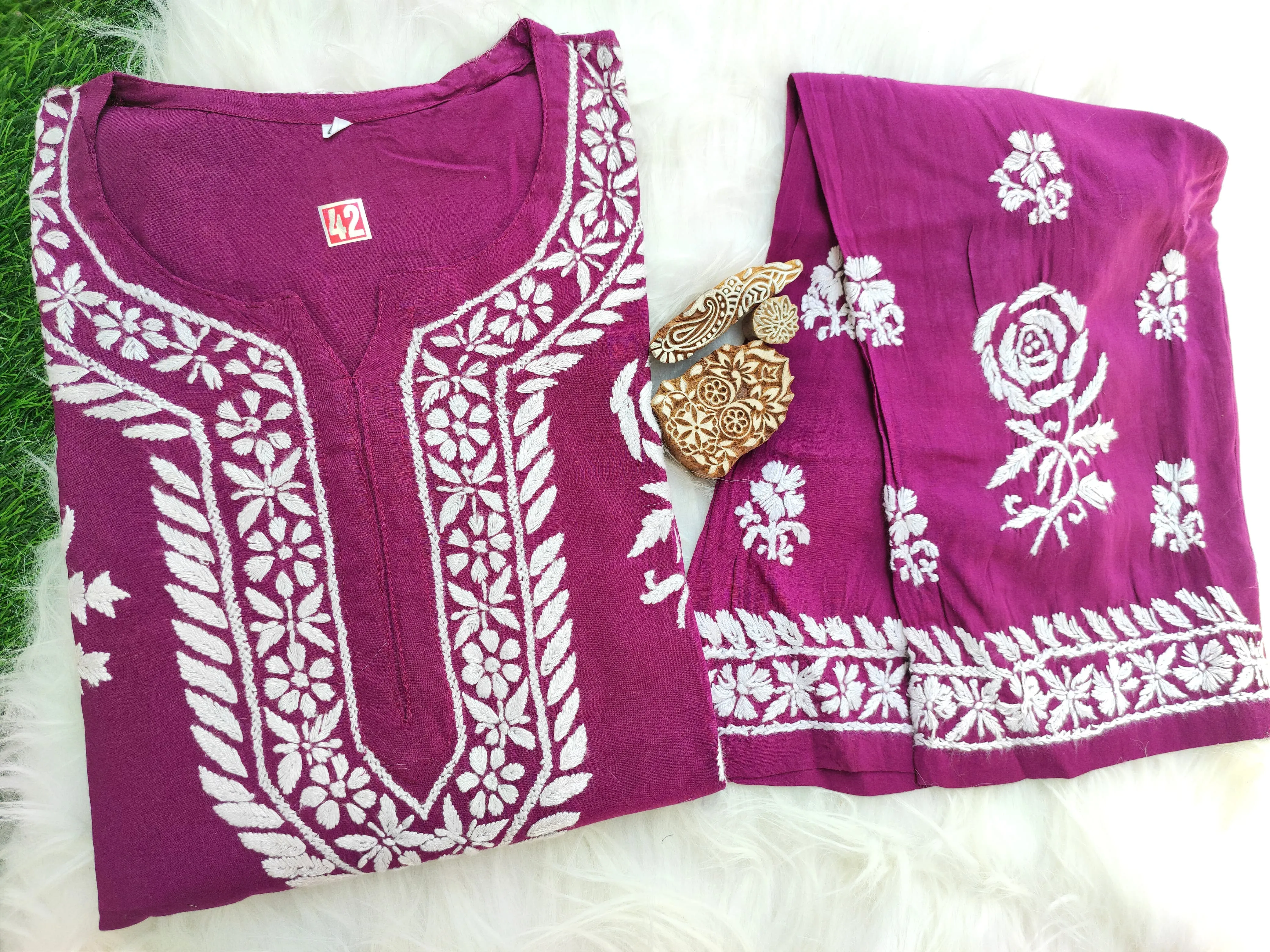 Gauhar Styled Chikankari Kurti Set