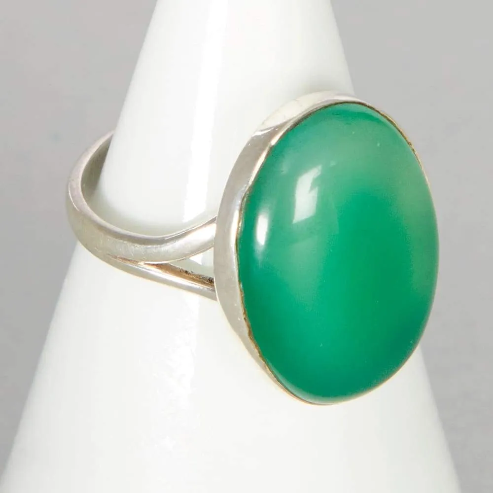 Green Oval Onyx Gemstone Ring, 925 Sterling Silver, Bezel Set, Handmade Ring, Onyx Stacking Ring, Women Jewelry