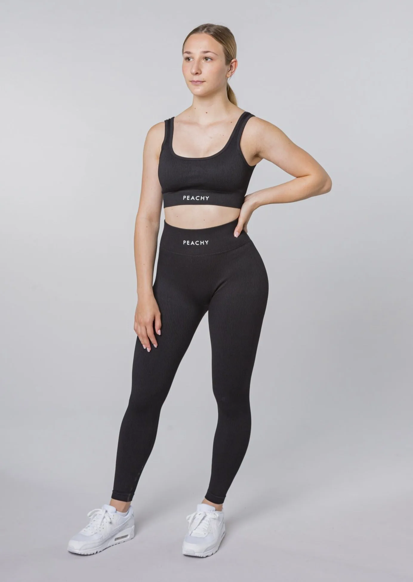 [LASTCHANCE] Ribbed LUXE Set (Leggings und Bra)