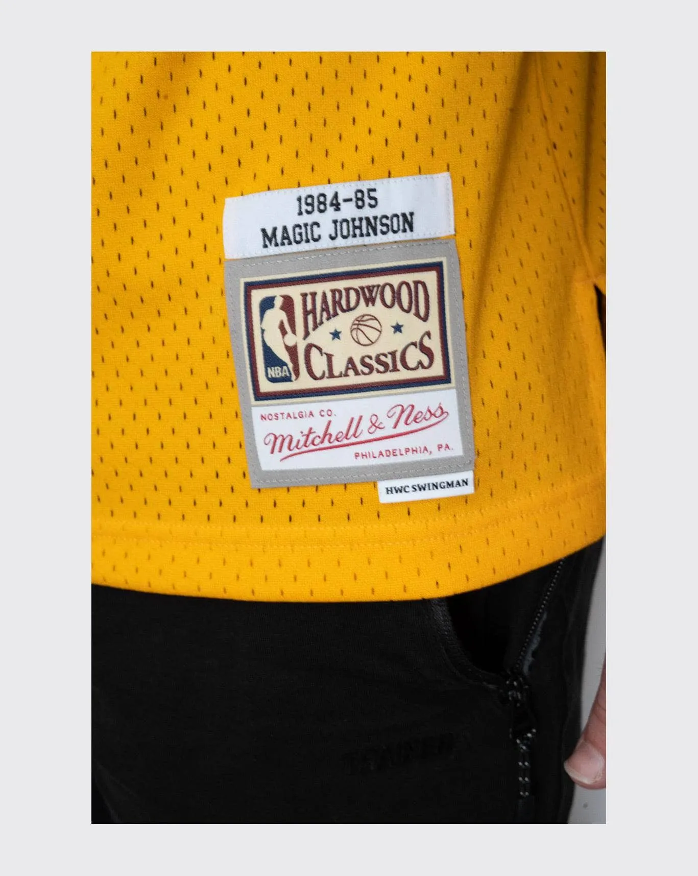 Mitchell & Ness Lakers Magic ’84-’85 Swing Jersey