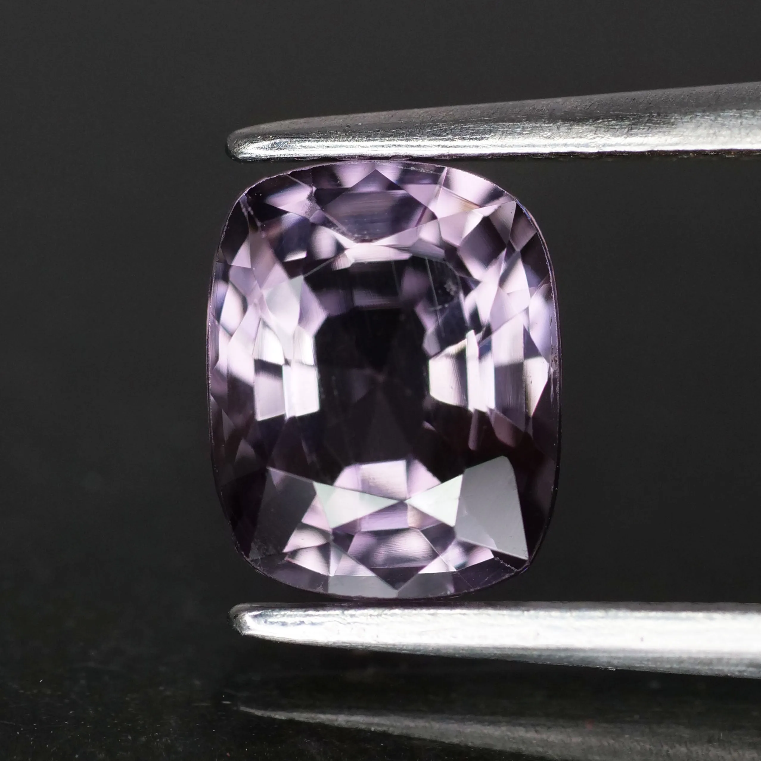 Purple Spinel | natural, cushion cut 7.4x6mm, VVS, 1.56ct