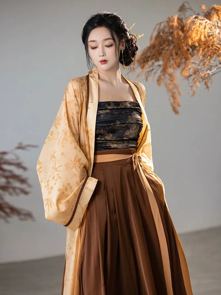 Song Dynasty x Modern Hanfu: Maple Forest 枫林晚 (Preorder)