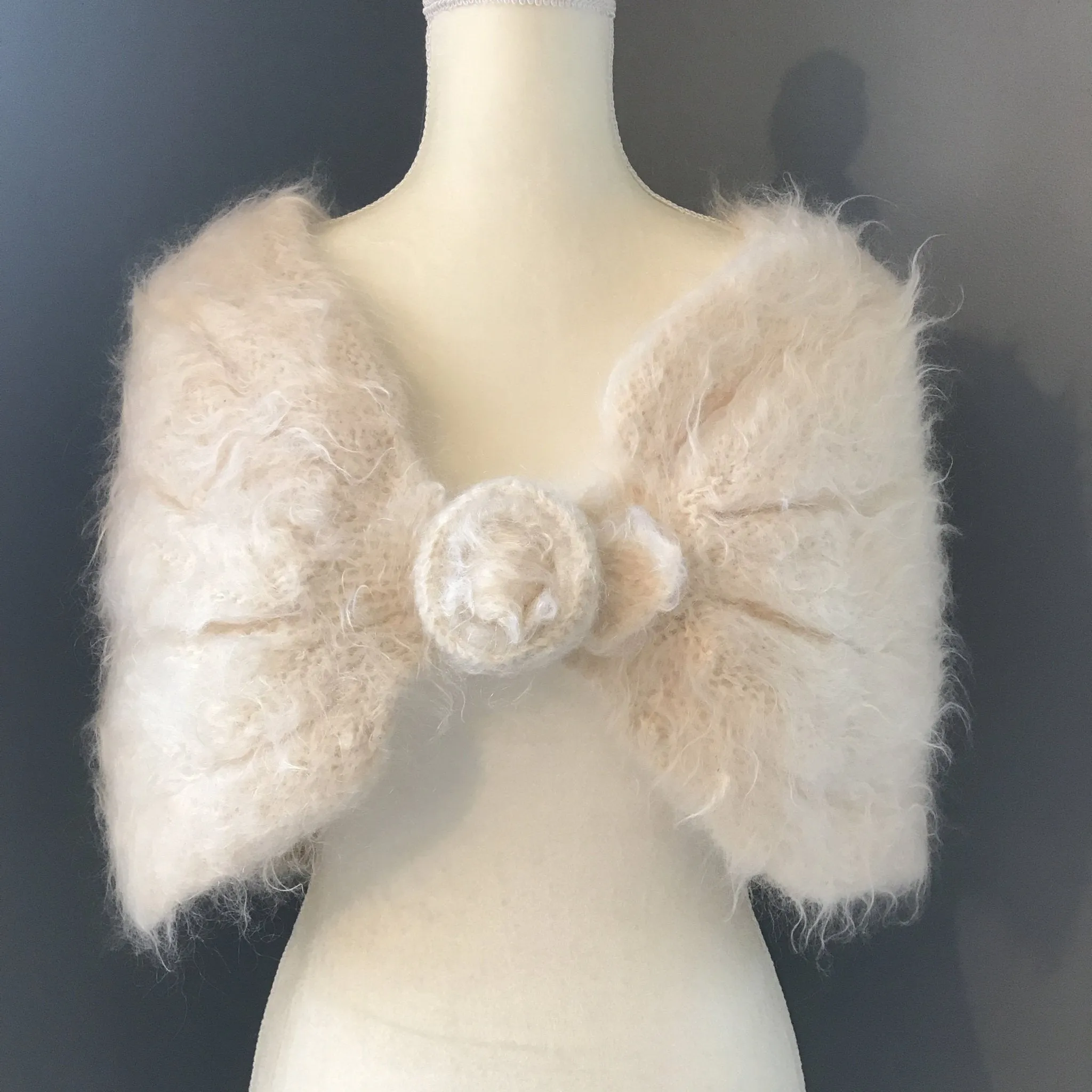 Vintage Winter White Mohair Shrug by Saks Fifth Avenue. Wedding Boleros. Cream Wrap. Bridal Jacket.