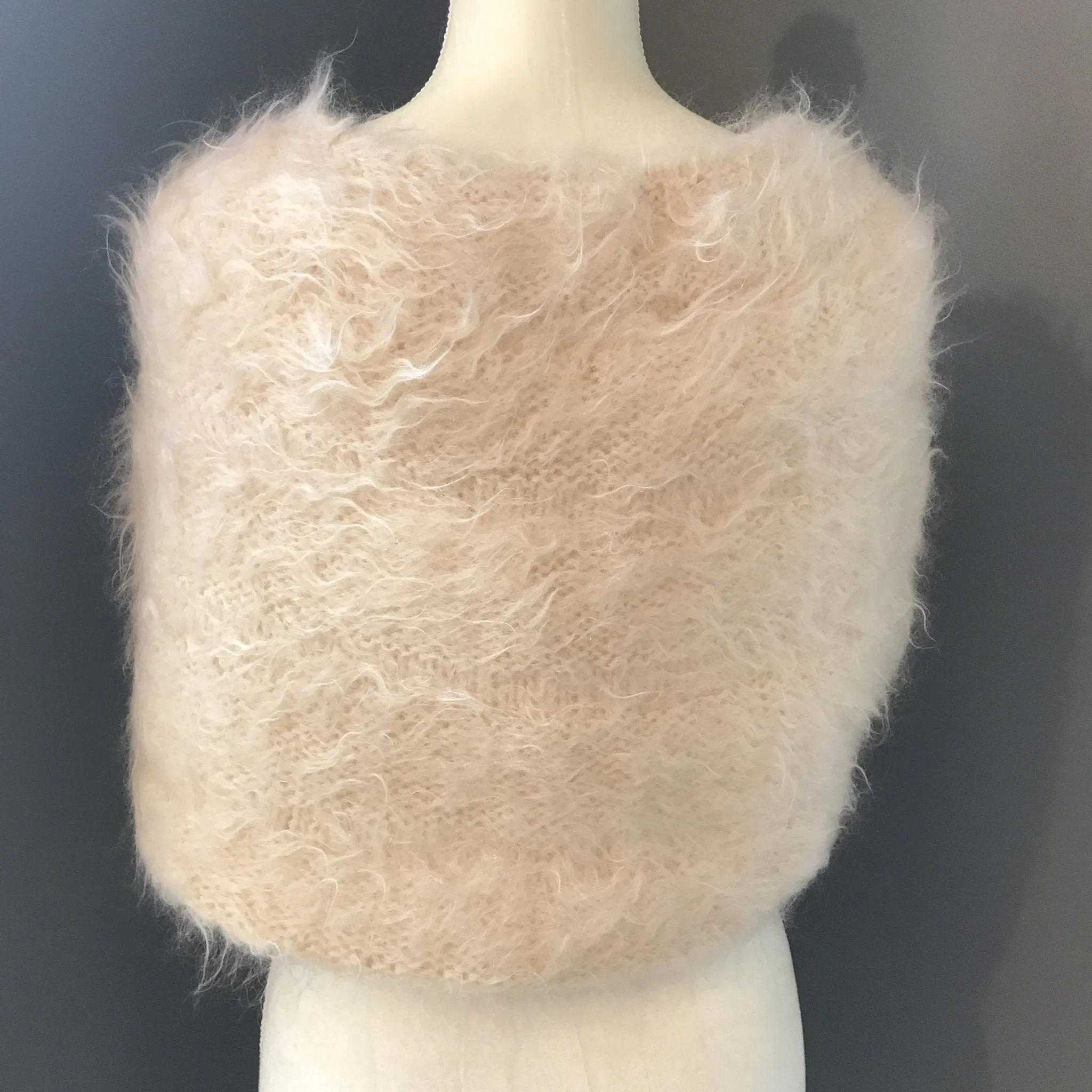 Vintage Winter White Mohair Shrug by Saks Fifth Avenue. Wedding Boleros. Cream Wrap. Bridal Jacket.